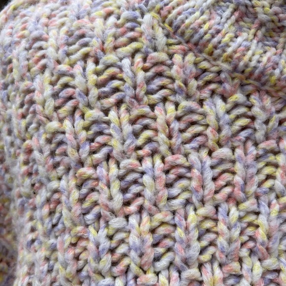 Pre-worn excellent condition Women’s Universal Thread Chunky Crew Knit … - Picture 3 of 7